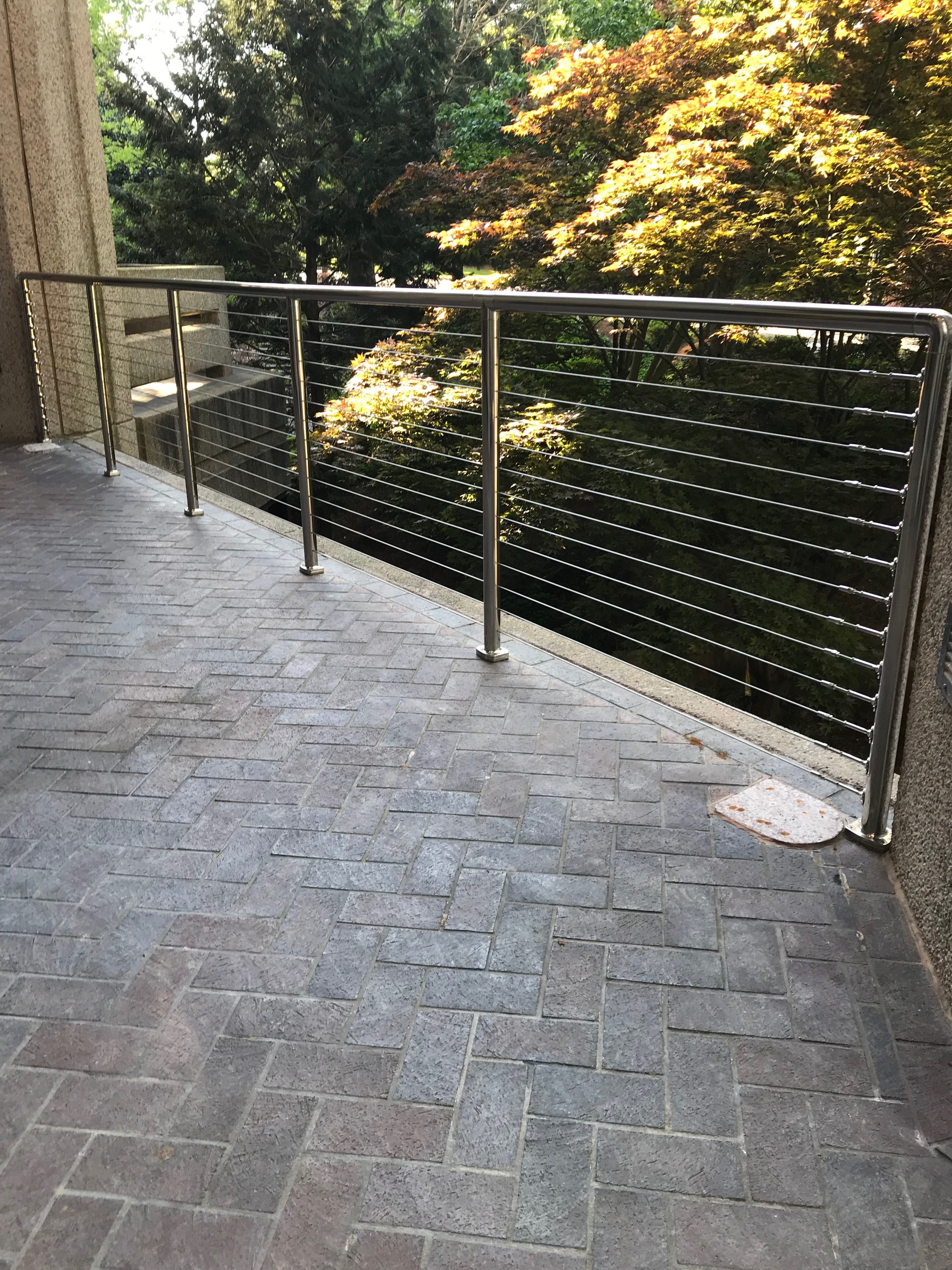 Commercial Rail Systems - Resource for Architects & Commercial Builders